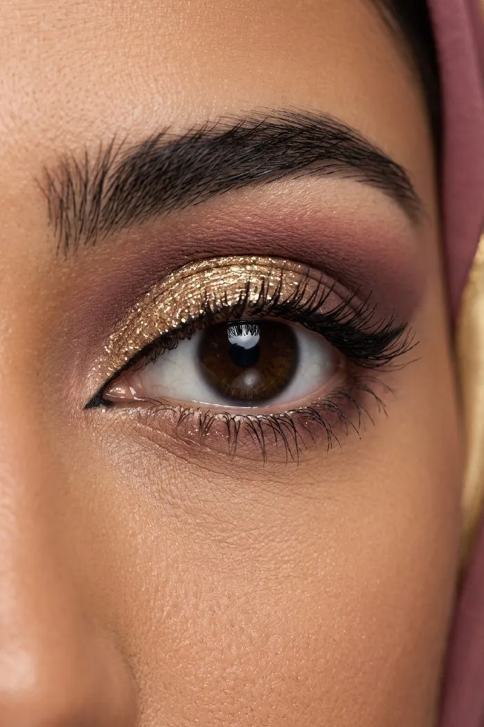 Cut crease eye makeup